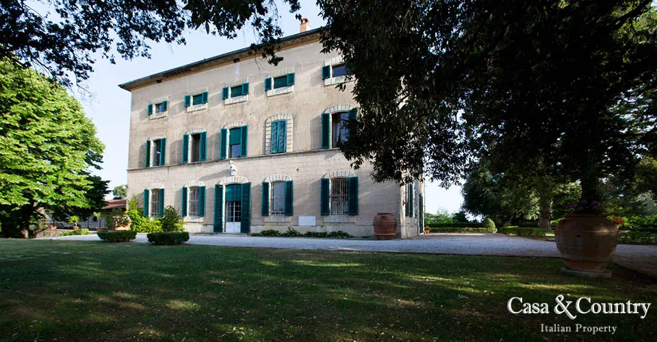 6 bed  For Sale in Tuscan Coast,  - 6