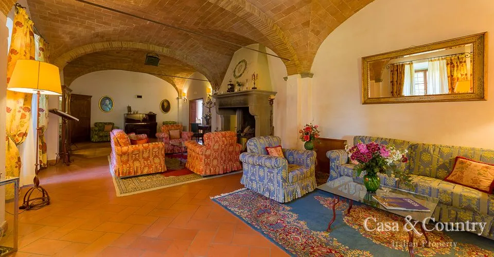 13 bed  For Sale in Chianti Fiorentino,  - photo 10
