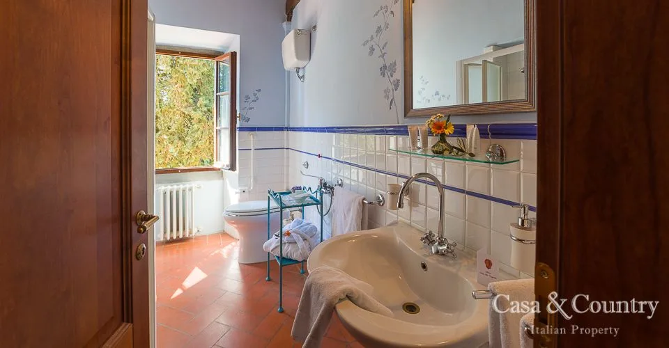 13 bed  For Sale in Chianti Fiorentino,  - photo 14