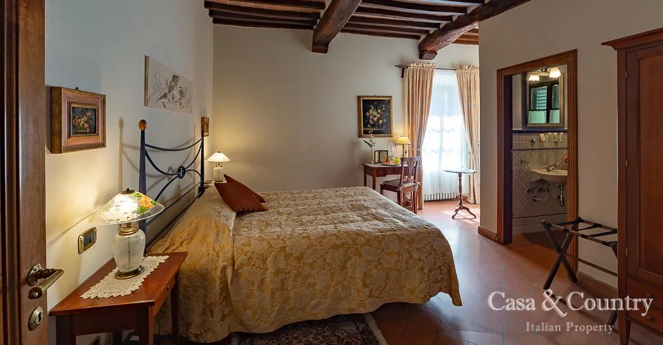 13 bed  For Sale in Chianti Fiorentino,  - photo 18