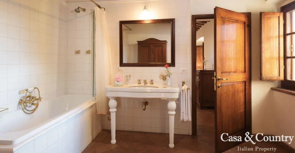 6 bed  For Sale in Montespertoli,  - photo 21