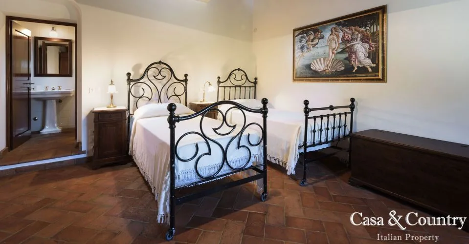 6 bed  For Sale in Montespertoli,  - photo 22