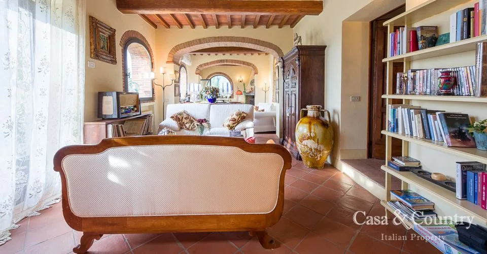 5 bed  For Sale in Chianti Classico,  - photo 8