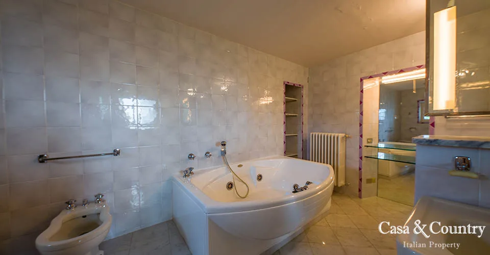 5 bed  For Sale in Fiesole - Florence,  - photo 31