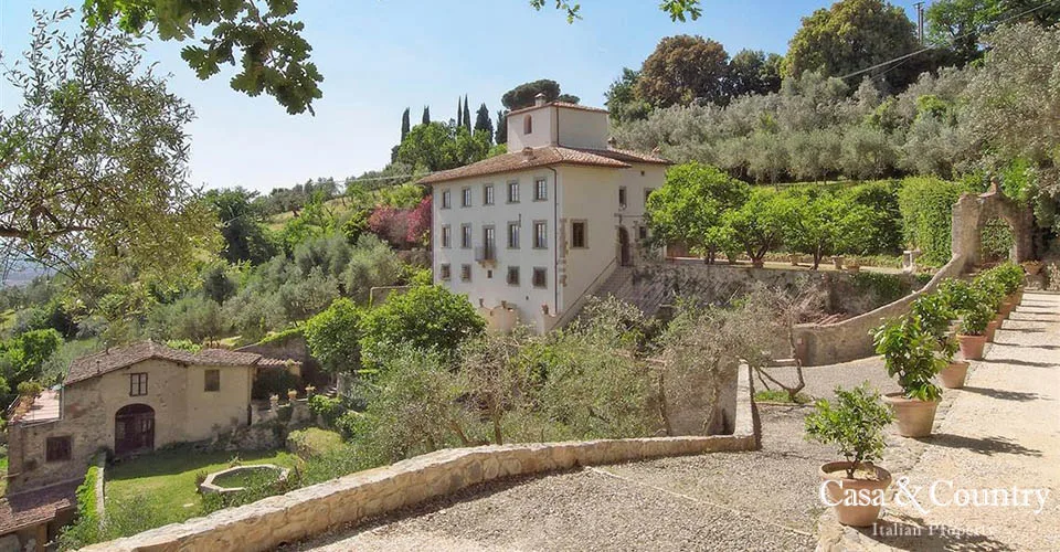 7 bed  For Sale in Florence, FI - 1