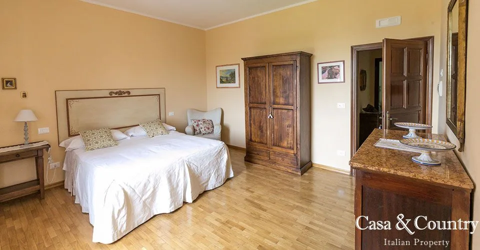6 bed  For Sale in Siena,  - photo 23
