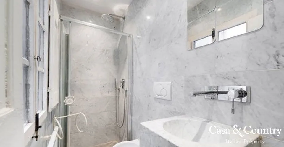 3 bed  For Sale in Florence - Duomo,  - photo 7
